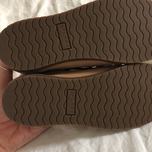 Girls shoe 12.5, new Sperry top-spiders - Picture 4 of 6